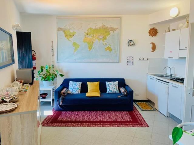 La Marina Tower Apartment With Private Sea View Terrace Vernazza Extérieur photo